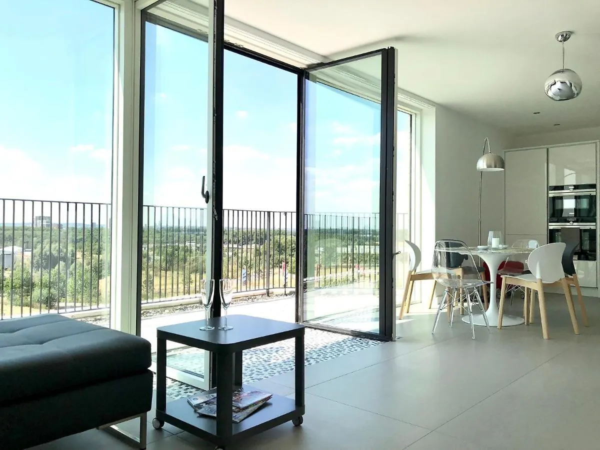 Panoramic Park And City Penthouses Retreat London