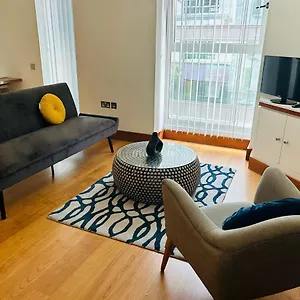 - Tower Hill - Centre By Prime N-7 Apartment