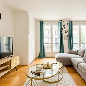 8p - 3br Le Marais Spacious - - Historic Apartment Paris